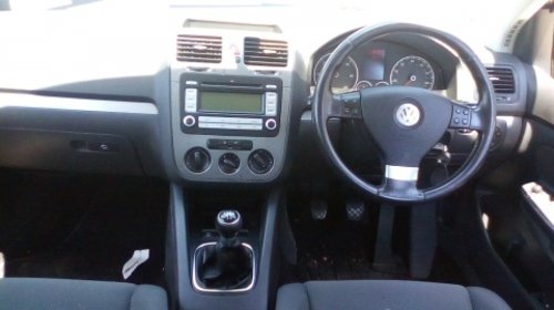 Dezmembrez Volkswagen Golf v ,an 2008