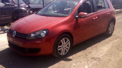 Dezmembrez Volkswagen Golf VI an 2009 2.0 TDI