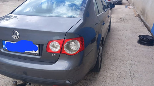 Dezmembrez Volkswagen Jetta 2007 Sedan 1,4 TSI