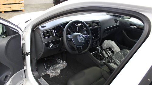 Dezmembrez Volkswagen Jetta 2017 Limuzina 2.0 tdi