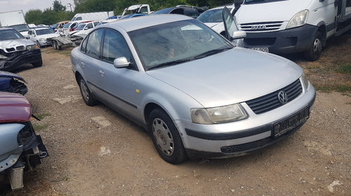 Dezmembrez Volkswagen Passat 1.9 tdi AFN 81kw