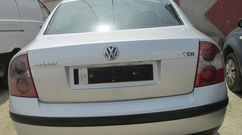 Dezmembrez Volkswagen Passat, 1.9tdi, 2003.