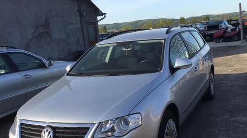 Dezmembrez Volkswagen Passat 2.0 TDI 140 cp