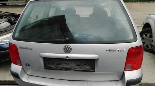 Dezmembrez Volkswagen Passat - 2000