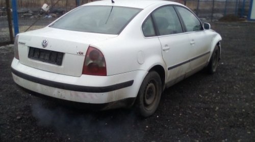 Dezmembrez Volkswagen Passat an 2002 motorizare 1.9 TDI