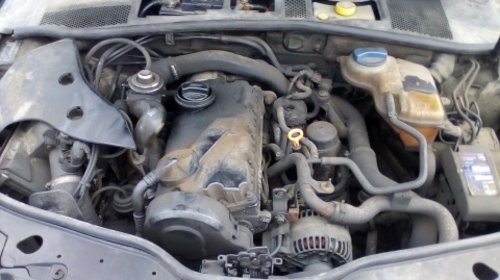 Dezmembrez Volkswagen Passat an 2002 motorizare 1.9 TDI