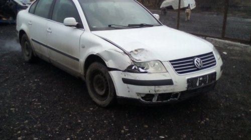 Dezmembrez Volkswagen Passat an 2002 motorizare 1.9 TDI