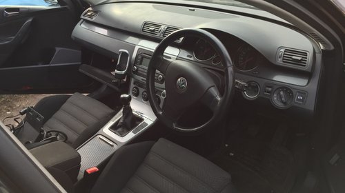 Dezmembrez Volkswagen Passat B6 2.0 BKP