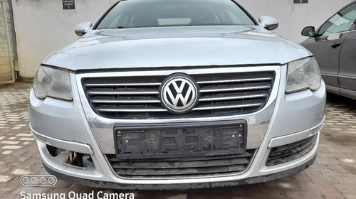 Dezmembrez Volkswagen Passat B6 2006 berlina 