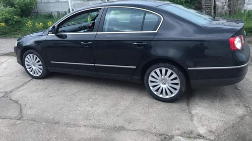 Dezmembrez Volkswagen Passat B6 2008 Hatchbac