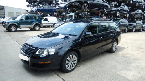 Dezmembrez Volkswagen Passat B6 2010 Break 1.6 TDI Motorina