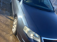 Dezmembrez Volkswagen Passat B6 motor 1.9 Bxe