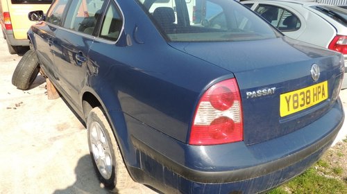 Dezmembrez Volkswagen Passat, model masina 2002 Oradea