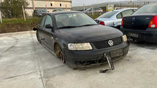 Dezmembrez Volkswagen Passat