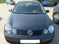 Dezmembrez Volkswagen Polo 1.2 benzina cu 3 usi din 2006 volan pe stanga