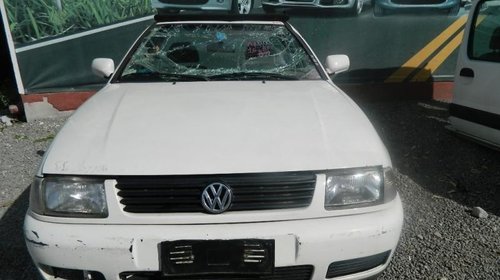 Dezmembrez Volkswagen Polo - 1999