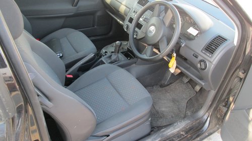 Dezmembrez volkswagen polo 2002 1.2i 6v