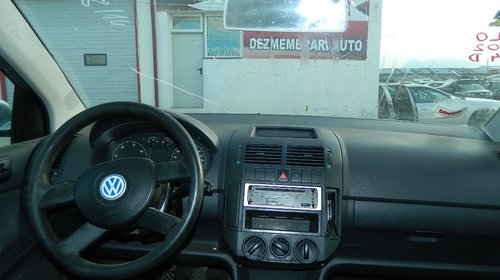 Dezmembrez Volkswagen Polo - 2002