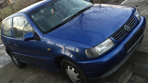 Dezmembrez Volkswagen Polo 6N 1.0 50 CP Fabricatie 1998 Import Germania AER ALL 999 CMC Functional Neavariat !