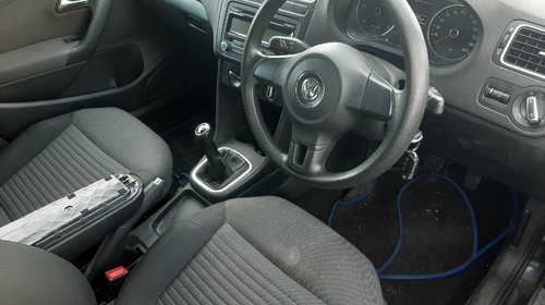 Dezmembrez Volkswagen Polo 6R 2010 Hatchback 1.6 TDI