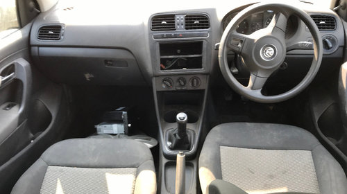 Dezmembrez Volkswagen Polo 6R 2012 Hatchback 1.2 Benzina
