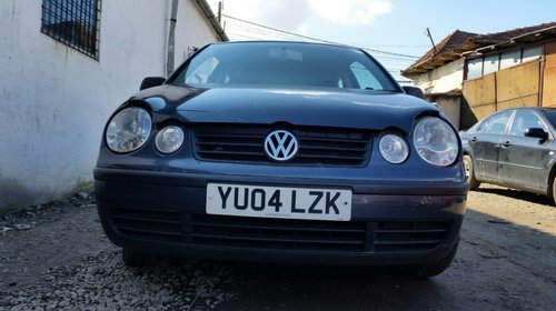 Dezmembrez Volkswagen Polo 9n 1.2 40kw 54cp 2005