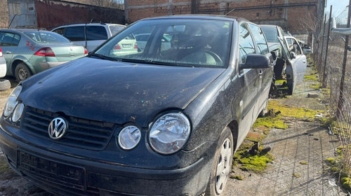 Dezmembrez Volkswagen Polo 9N 2004 Hatchback 1.2