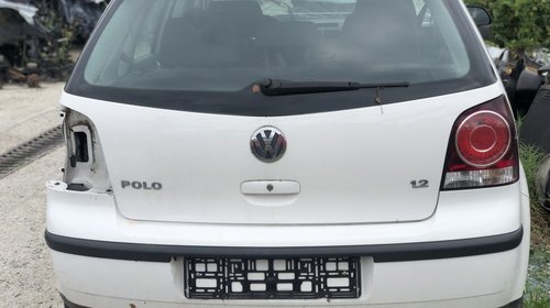 Dezmembrez Volkswagen Polo 9n3 1.2i