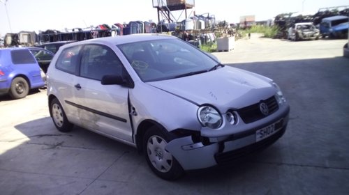 Dezmembrez Volkswagen Polo, an 2002