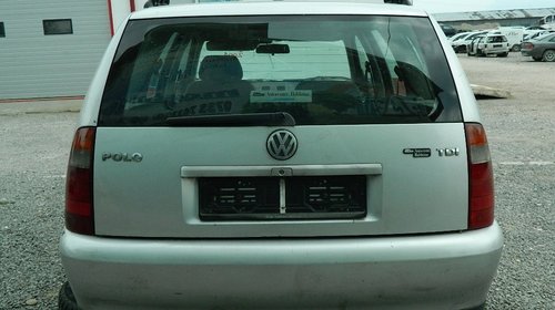 Dezmembrez Volkswagen Polo din 2000-2001