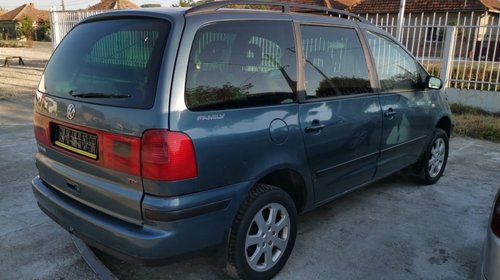 Dezmembrez Volkswagen Sharan 2003 MONOVOLUM 1.9 TDI