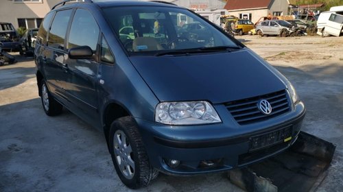 Dezmembrez Volkswagen Sharan 2003 MONOVOLUM 1.9 TDI