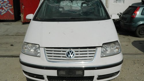 Dezmembrez Volkswagen Sharan , 2004-2010