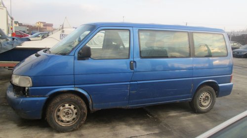 Dezmembrez volkswagen T4 2.5 tdi din 2000