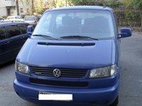 Dezmembrez Volkswagen T4 Caravelle 2.5 TDI 102 CP din 2001 volan pe stanga