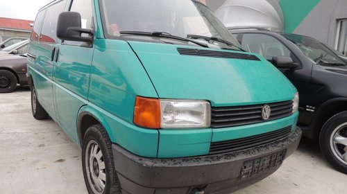 Dezmembrez Volkswagen T4, model masina 1994 O