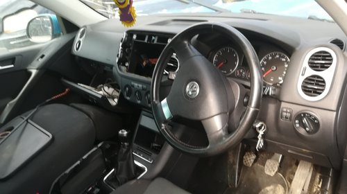 Dezmembrez Volkswagen Tiguan, 2.0 TDI, euro 5, An fabricatie 2010