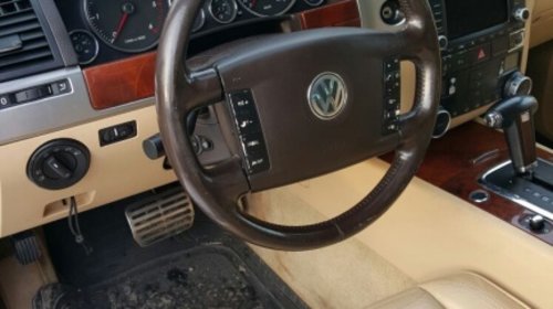 Dezmembrez Volkswagen Touareg 5.0 TDI V10 2004