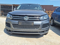 Dezmembrez Volkswagen Touareg 7P R- Line 3.0 Automat Diesel 2012 - 2014