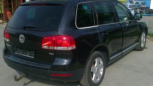Dezmembrez Volkswagen Touareg din 2006, 2.5d, tip BAC