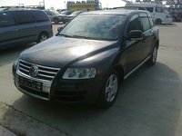 Dezmembrez Volkswagen Touareg din 2006, 2.5d, tip BAC