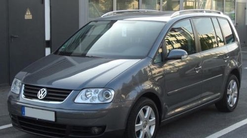 Dezmembrez Volkswagen Touran 1.9 tdi 2.0 tdi 