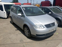 Dezmembrez Volkswagen Touran 1.9 tdi, an 2007