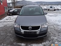 Dezmembrez Volkswagen Touran 1.9 Tdi BLS 2008