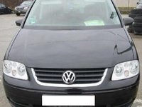 Dezmembrez Volkswagen Touran 1.9 TDI din 2005 volan pe stanga