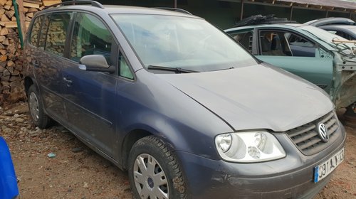 Dezmembrez Volkswagen Touran 2005 1.9 tdi BRU