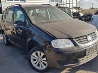 Dezmembrez Volkswagen Touran,an 2005 ,motor 1.9 diesel,cod motor BRU