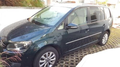 Dezmembrez Volkswagen Touran an 2012 motor 1.