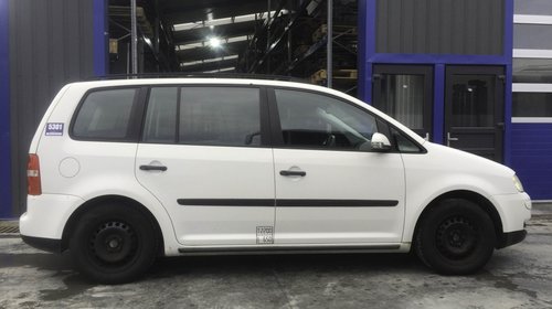 Dezmembrez Volkswagen Touran Van | 1,9 TDI ,