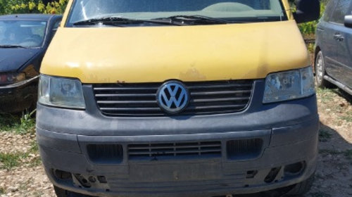 Dezmembrez Volkswagen TRANSPORTER 2008 dubita